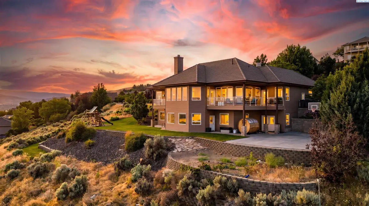 4004 W 42nd Ave, Kennewick, WA 99338 - #1