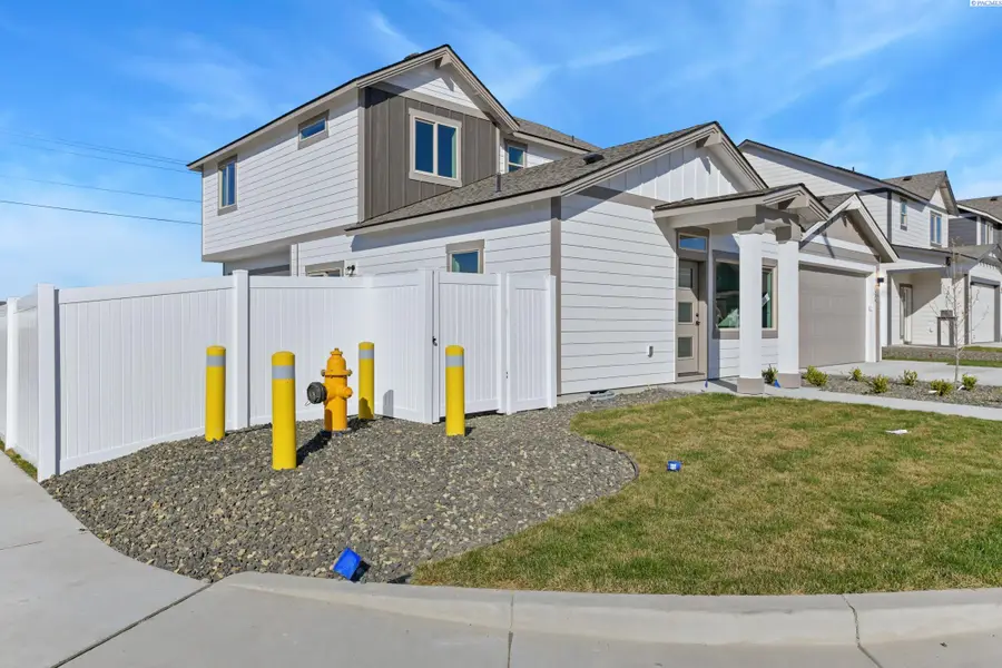 302 Kraus Ct, West Richland, WA 99353 - #3