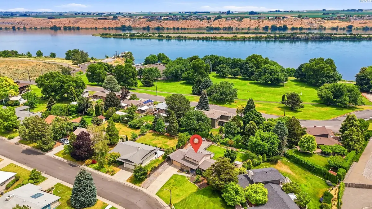 2204 Enterprise Dr, Richland, WA 99354 - #1