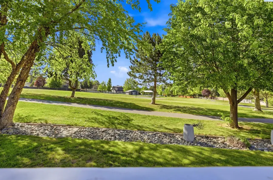 4202 S Irby Loop, Kennewick, WA 99337 - #3