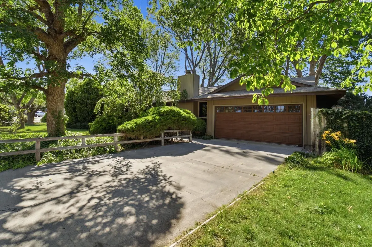 1616 W 17th Ave, Kennewick, WA 99337 - #1