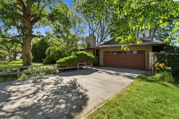 1616 W 17th Ave, Kennewick, WA 99337
