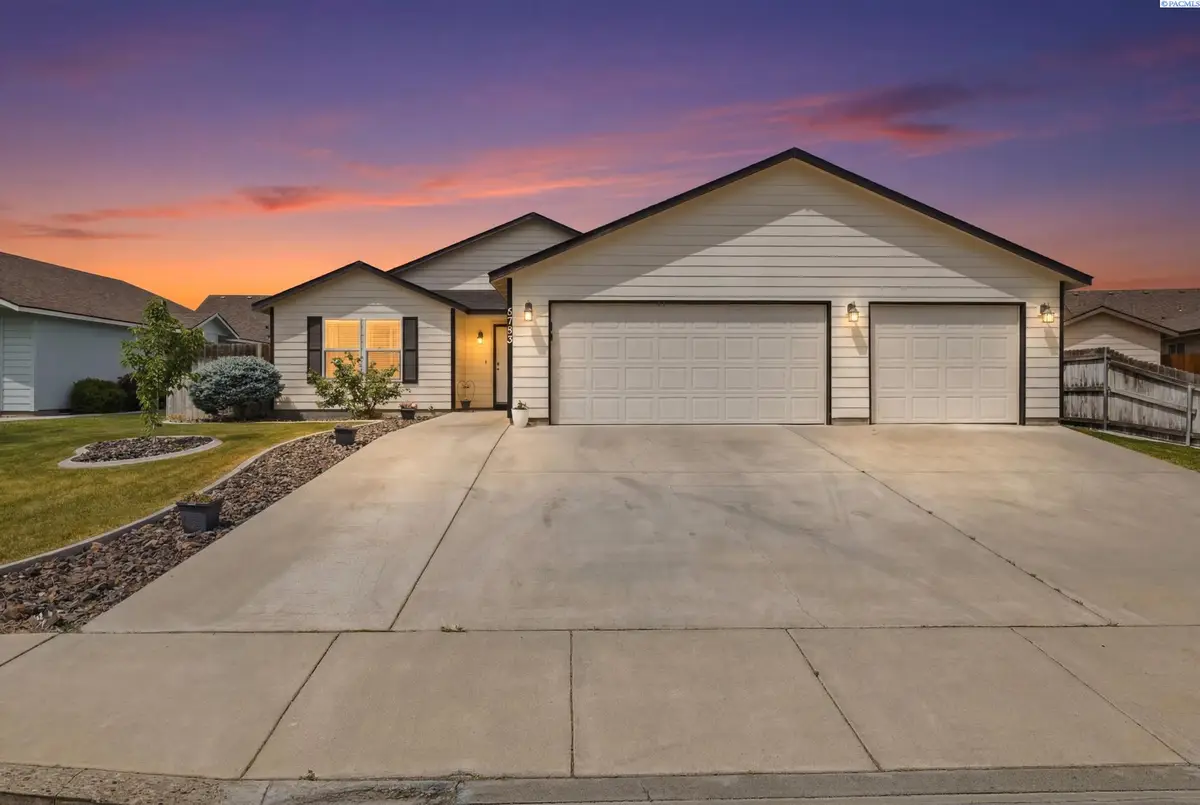 5703 Fillmore Dr, Pasco, WA 99301 - #1
