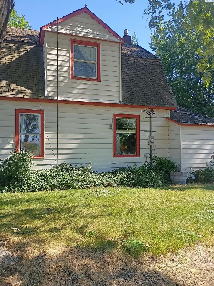 31 N Mclean Rd, Sunnyside, WA 98944 - #3