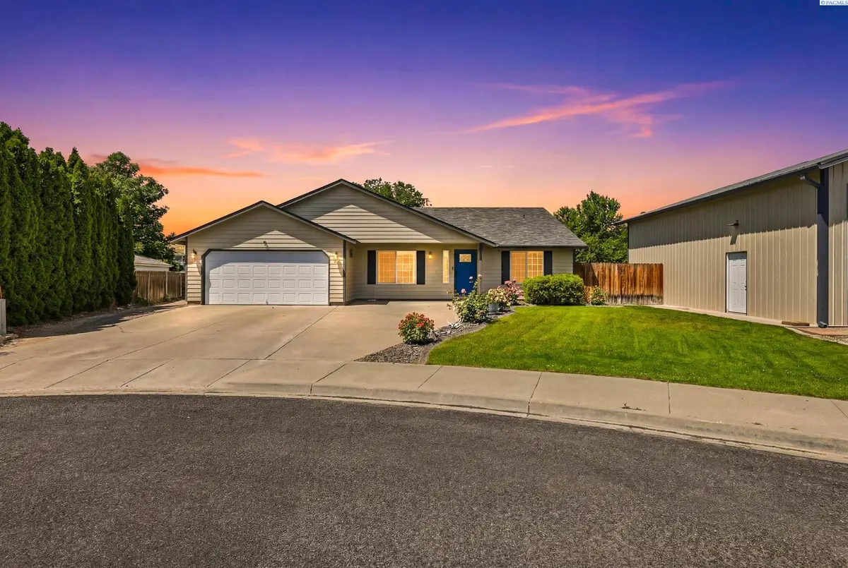 4910 S Washington Pl, Kennewick, WA 99337 - #1