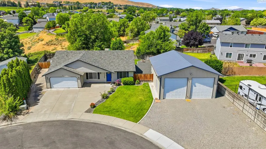 4910 S Washington Pl, Kennewick, WA 99337 - #2