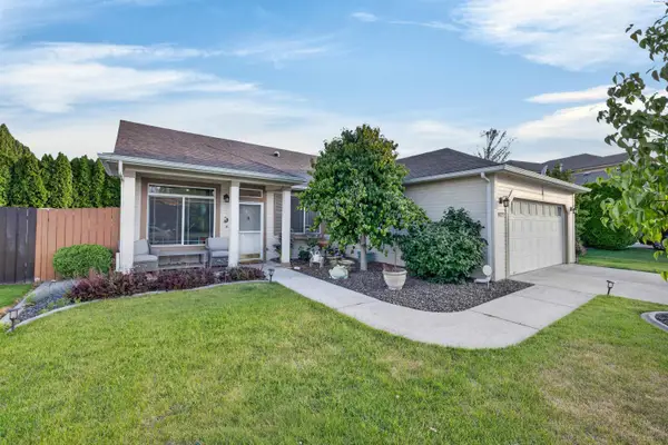 8823 Imnaha Ct., Kennewick, WA 99336