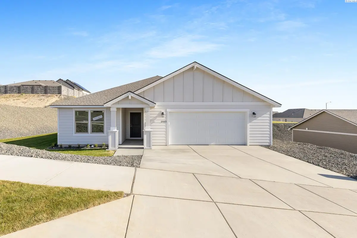 2945 S Penn St, Kennewick, WA 99338 - #1