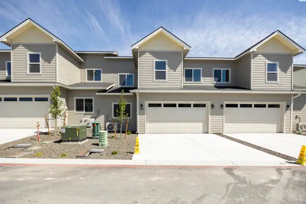 4460 Conifer St, West Richland, WA 99353