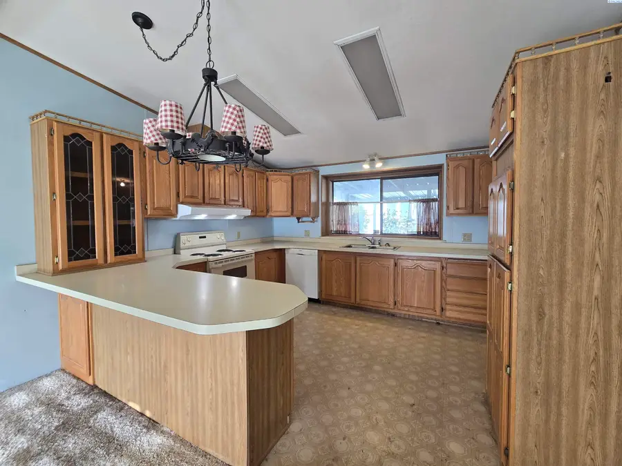 3324 W 19th Ave Unit 101 #101, Kennewick, WA 99338 - #3