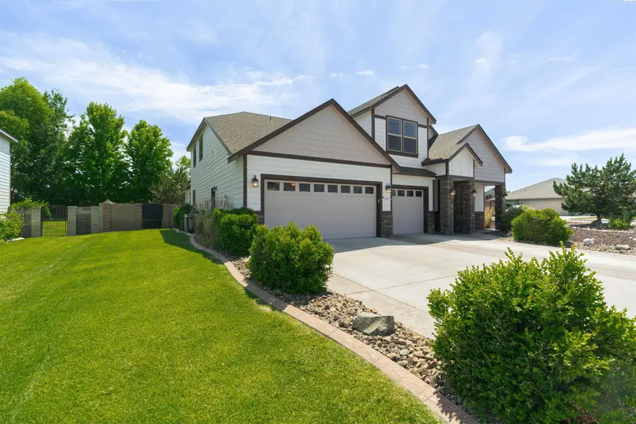 735 Pinnacle Dr, West Richland, WA 99353 - #2