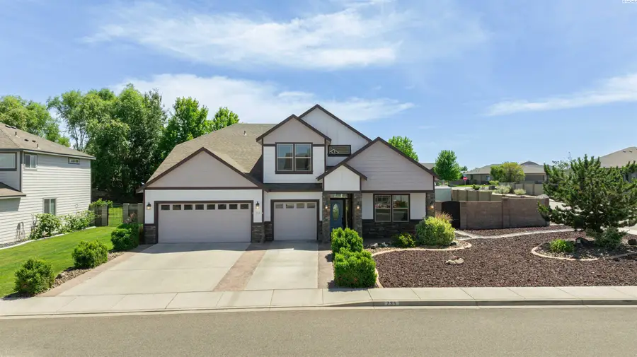 735 Pinnacle Dr, West Richland, WA 99353 - #3