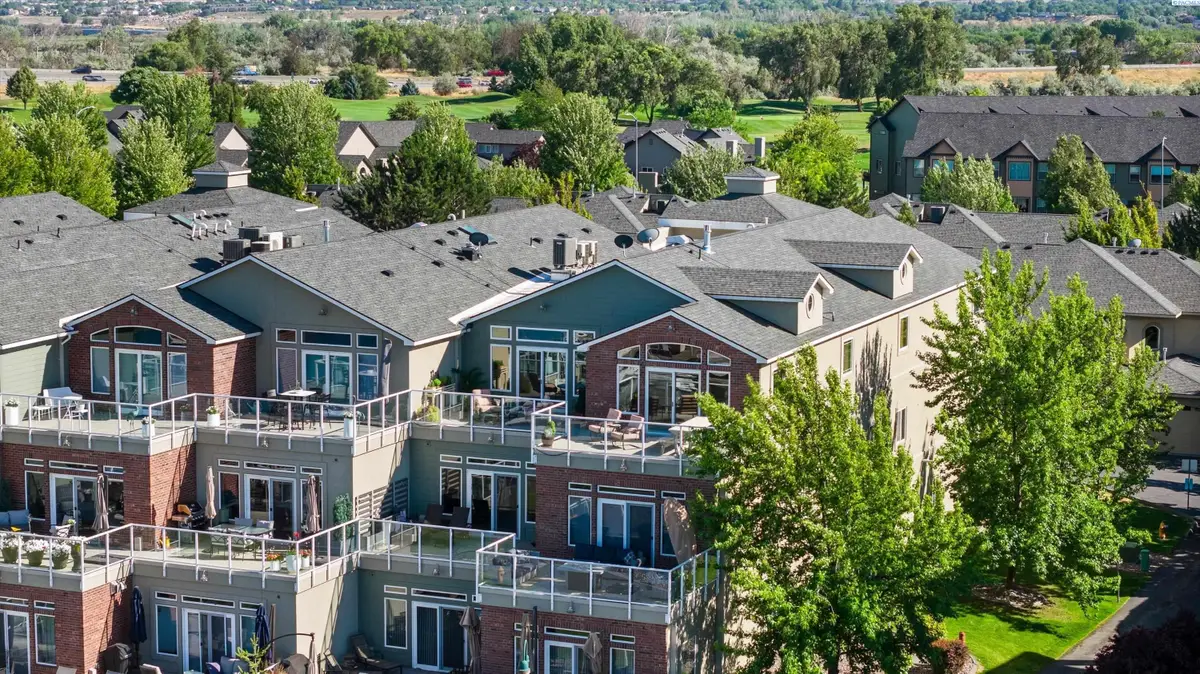334 Columbia Point Drive Unit 301 #301, Richland, WA 99352 - #1