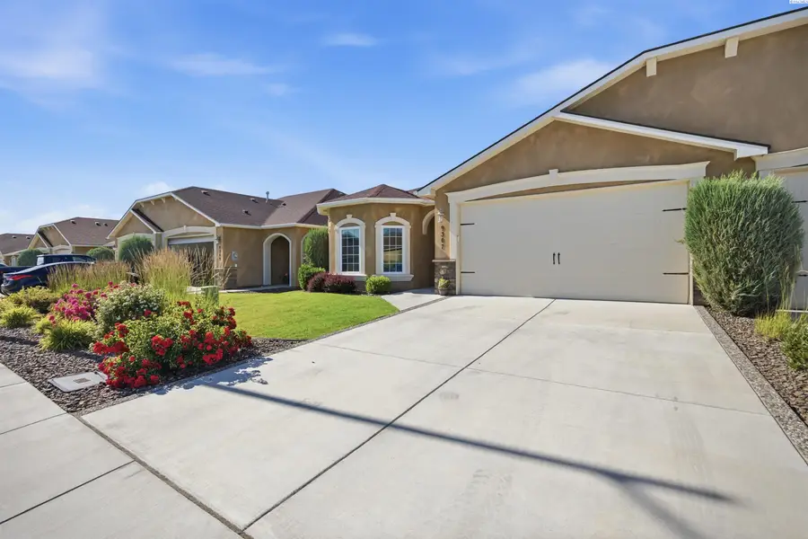 9307 Vincenzo Dr, Pasco, WA 99301 - #2