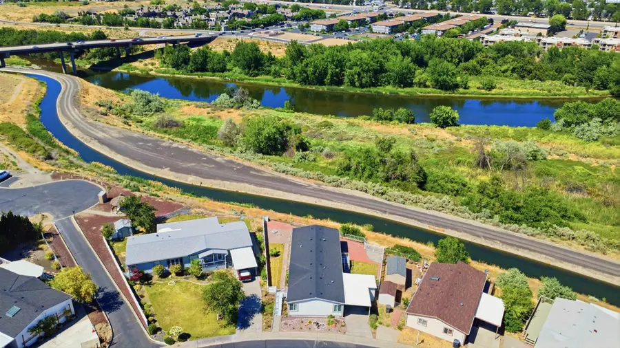 71 Ridgecliff Dr, Richland, WA 99352 - #2
