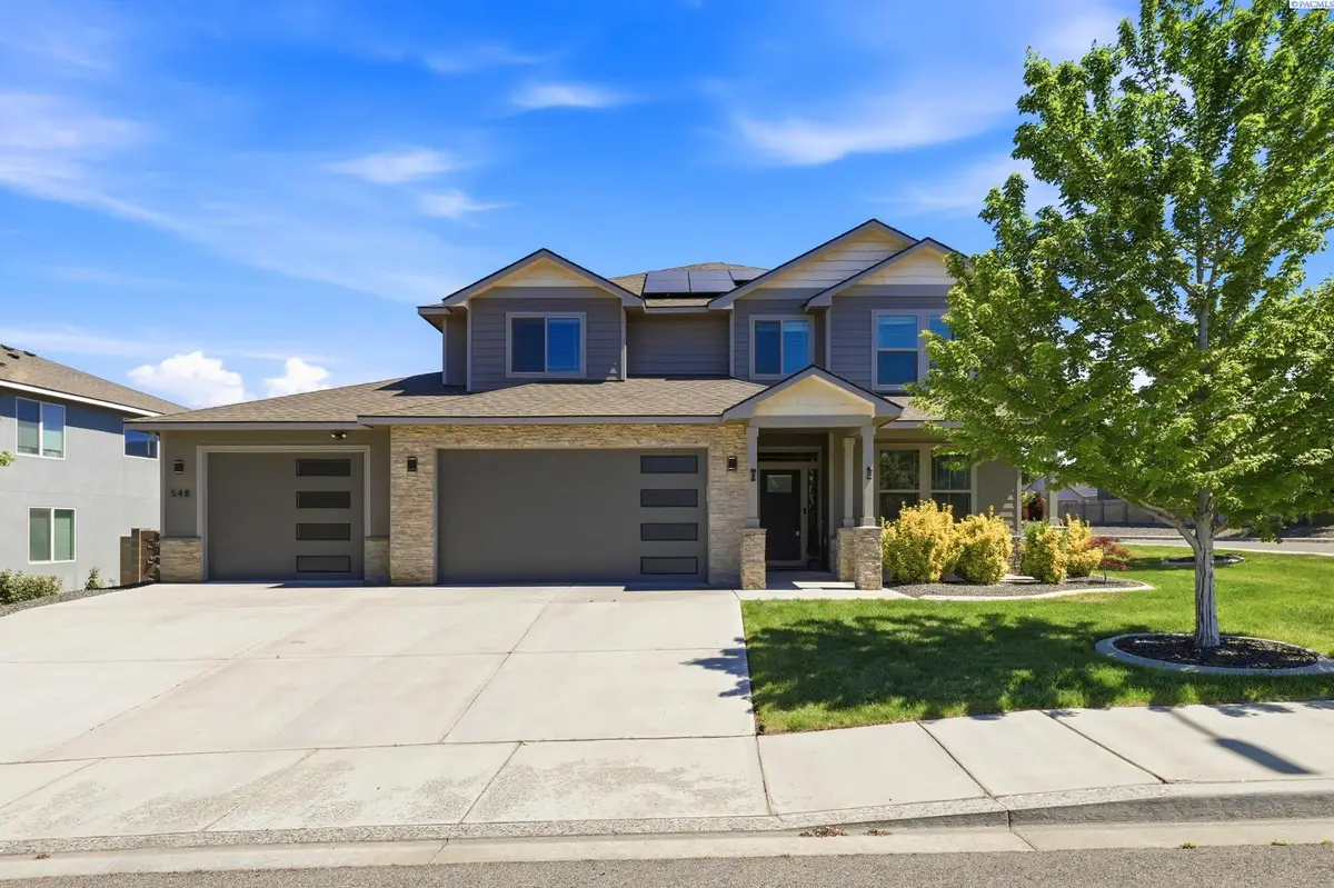 548 Athens Dr, West Richland, WA 99353 - #1