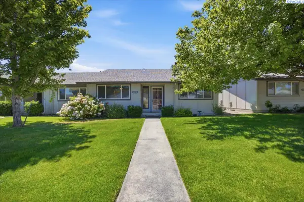 2419 W Grand Ronde Ave #D, Kennewick, WA 99336