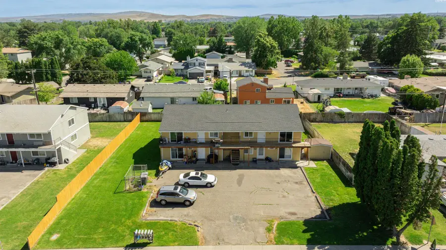 3401 W 1st Place, Kennewick, WA 99336 - #2