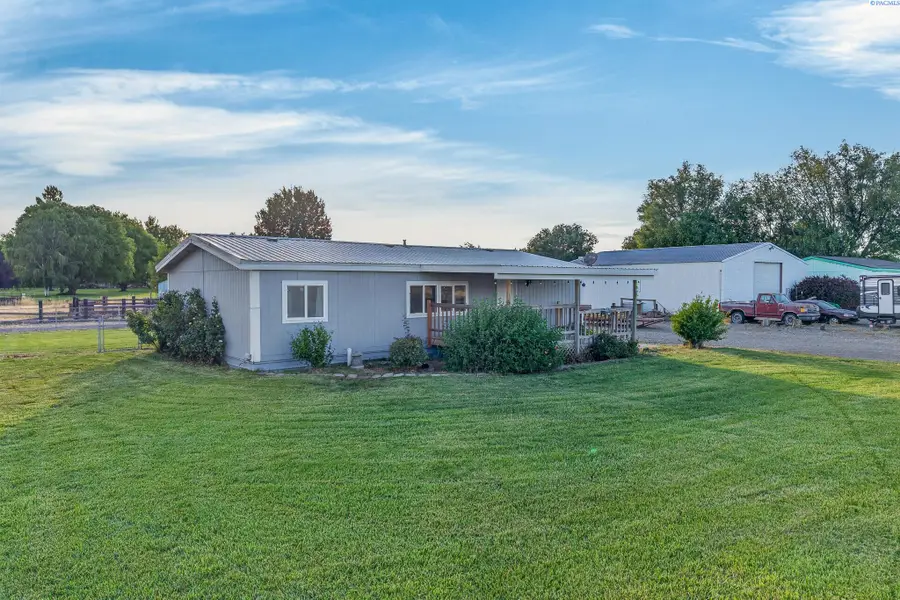 44104 S Morton Rd, Kennewick, WA 99337 - #2