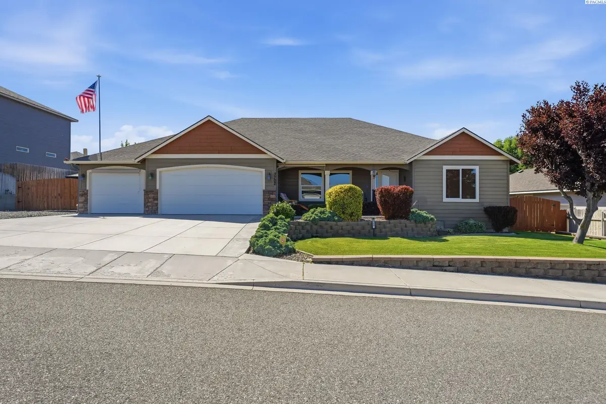 3702 S Mckinley St., Kennewick, WA 99338 - #1