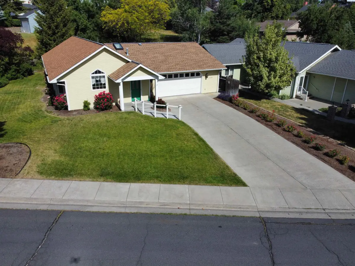1135 SE Sandalwood, Pullman, WA 99163 - #1