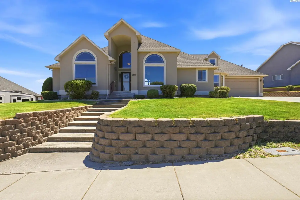3608 Mesquite Dr, Pasco, WA 99301 - #1