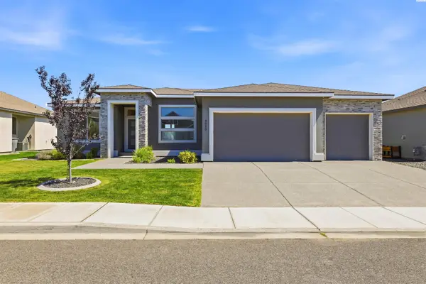 3030 Wild Canyon Way, Richland, WA 99354