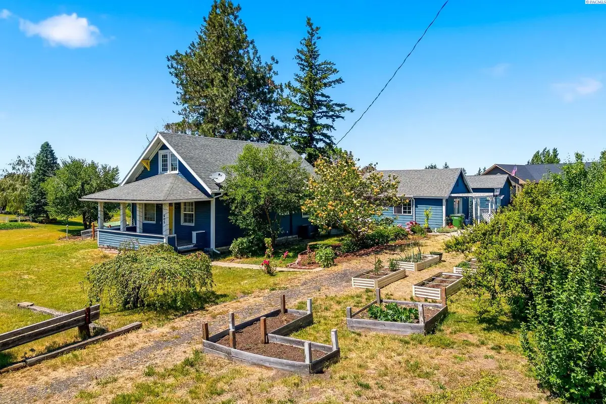 905 Broadway St, Colton, WA 99113 - #1