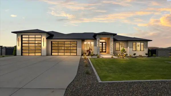 15164 S Furlong Ln, Kennewick, WA 99338