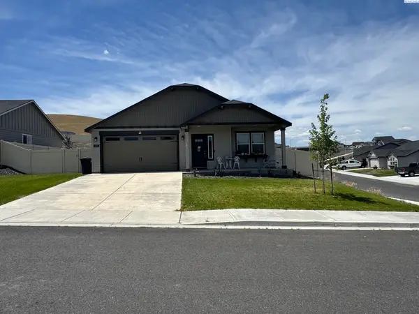 315 San Fernando Way, Prosser, WA 99350