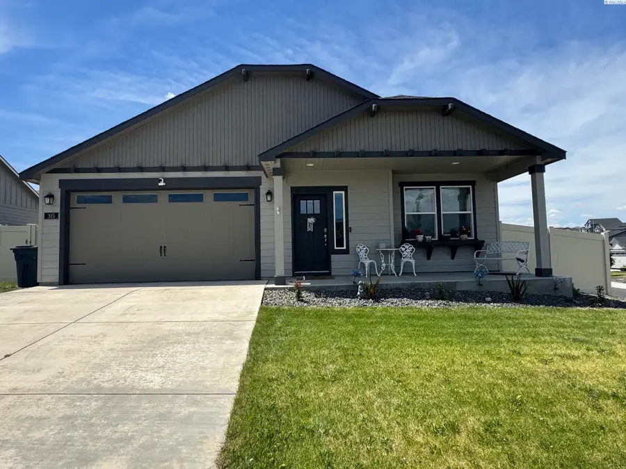 315 San Fernando Way, Prosser, WA 99350 - #2