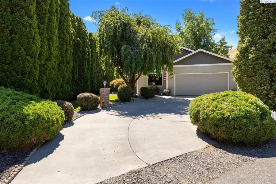 1707 S Penn Pl, Kennewick, WA 99338 - #2
