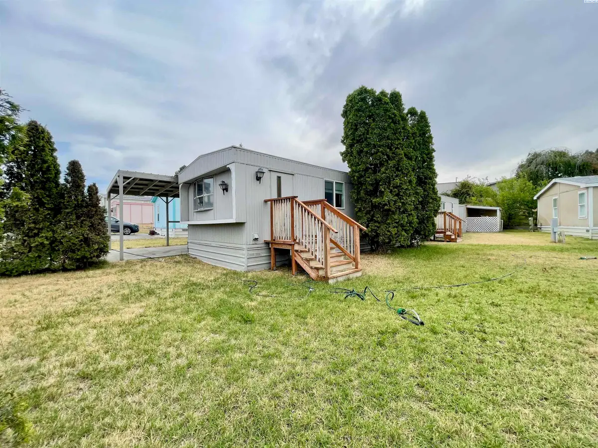 198 Crestwood Drive, Richland, WA 99352 - #1