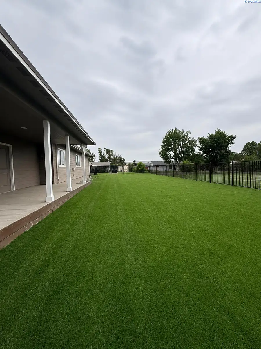 1312 S Hawthorne, Kennewick, WA 99337 - #3
