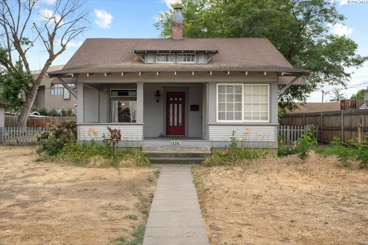 1017 W Kennewick Ave, Kennewick, WA 99337 - #1