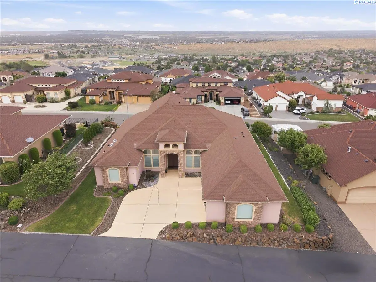 1388 Tuscany Pl, Richland, WA 99352 - #1