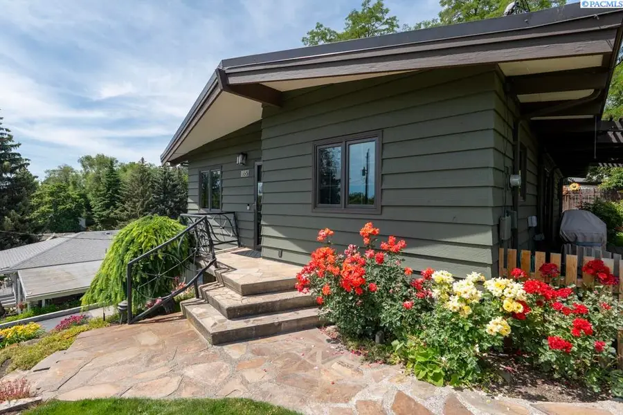 135 SW Elm Street, Pullman, WA 99163 - #2