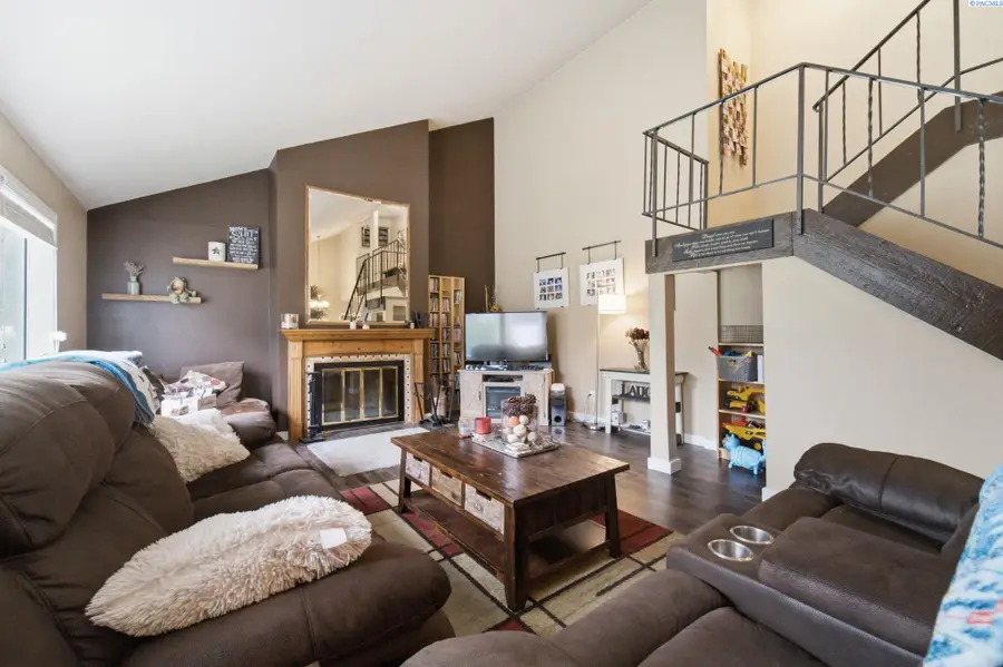 4214 W Klamath Ave, Apt A5, Kennewick, WA 99336 - #3