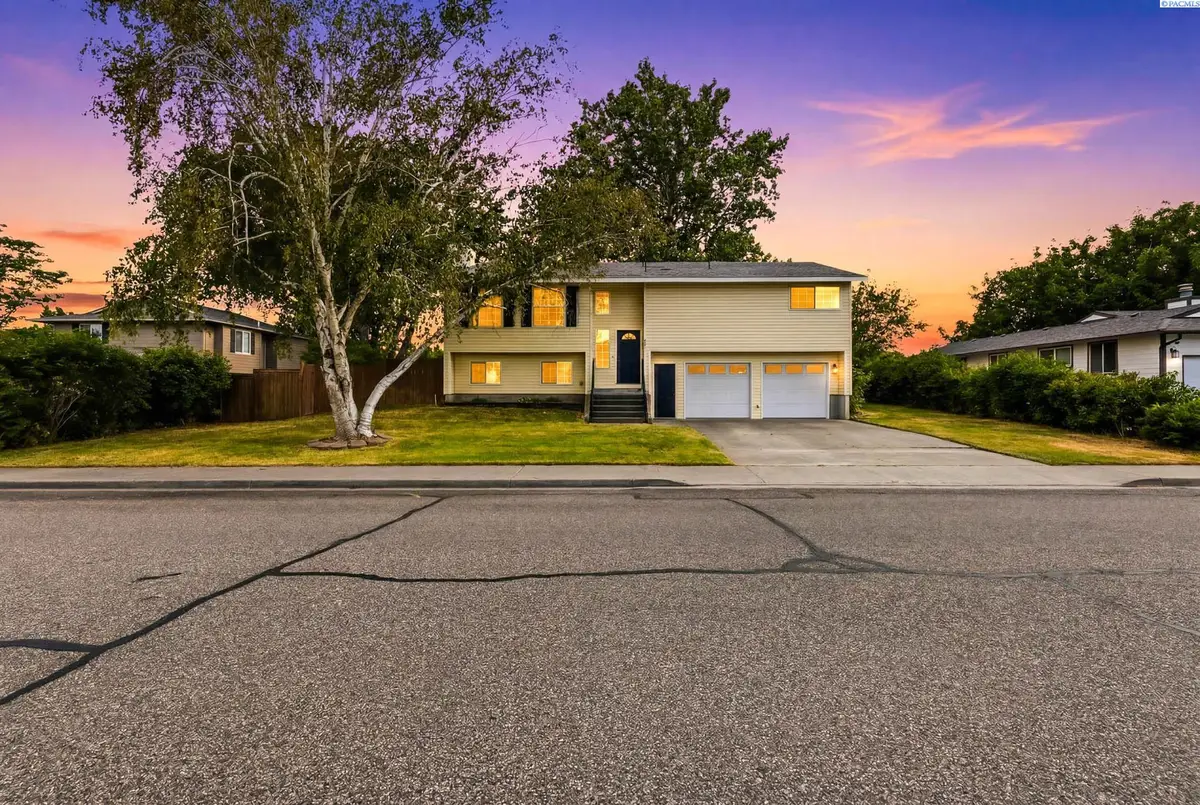 4517 W 14th Ave, Kennewick, WA 99338 - #1