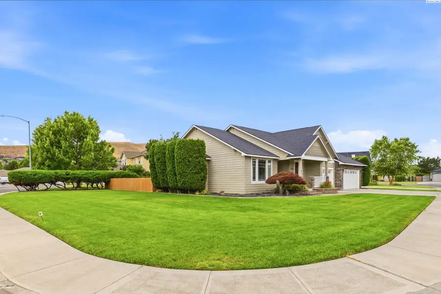 1355 Jonagold Dr, Richland, WA 99352 - #2