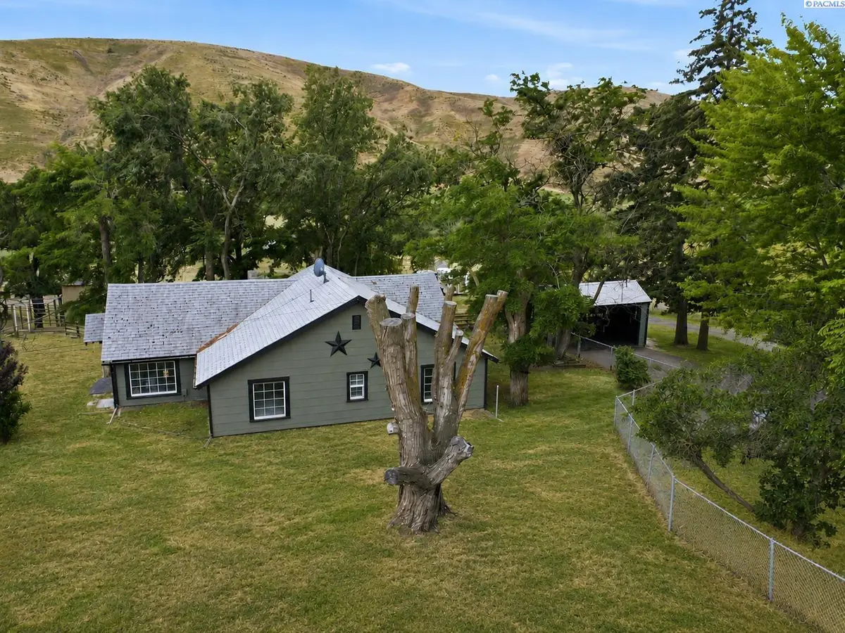 259 Highway 12, Pomeroy, WA 99347 - #1