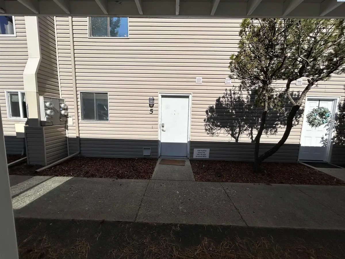 2005 NE Terre View Dr. #A-5, Pullman, WA 99163 - #1