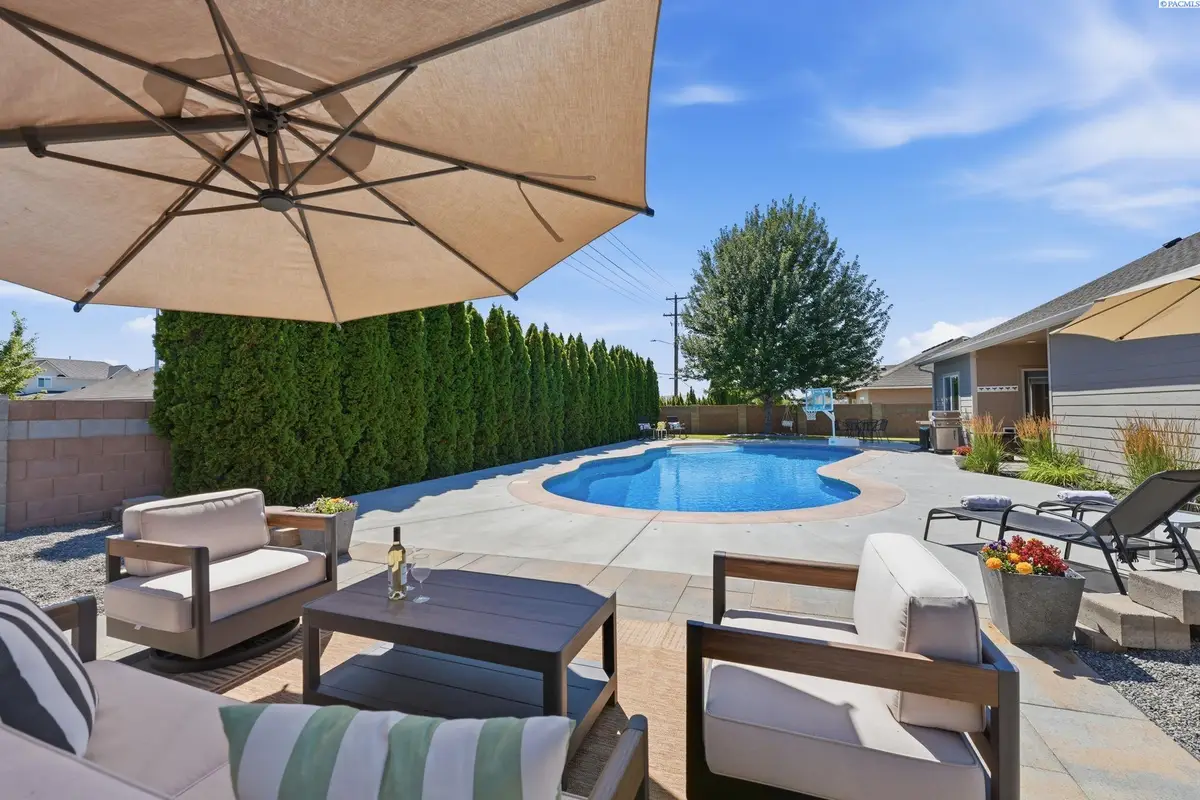 8611 W 9th Ave, Kennewick, WA 99336 - #1