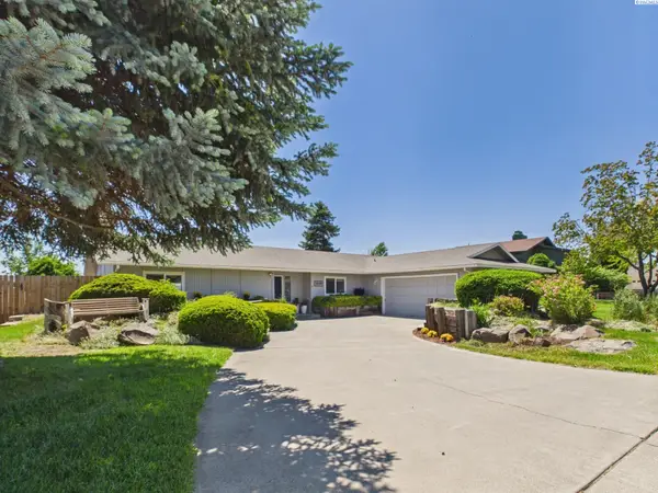 4710 Desert Plateau Drive, Pasco, WA 99301