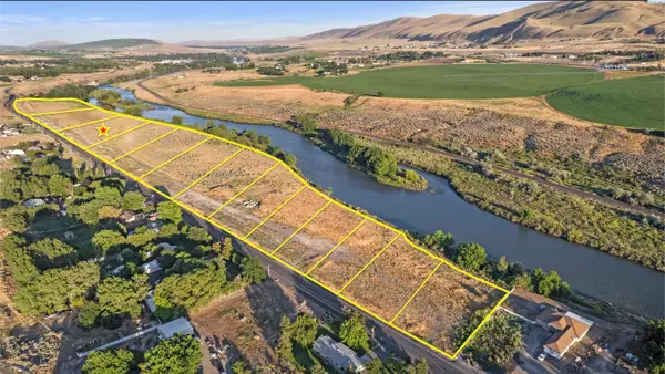 15649 W Old Inland Empire Hwy [lot 11], Benton City, WA 99320