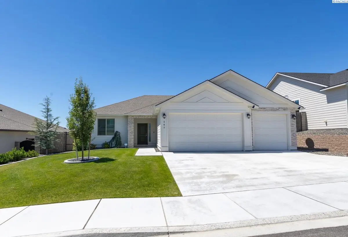 585 Lazio Way, Richland, WA 99352 - #1