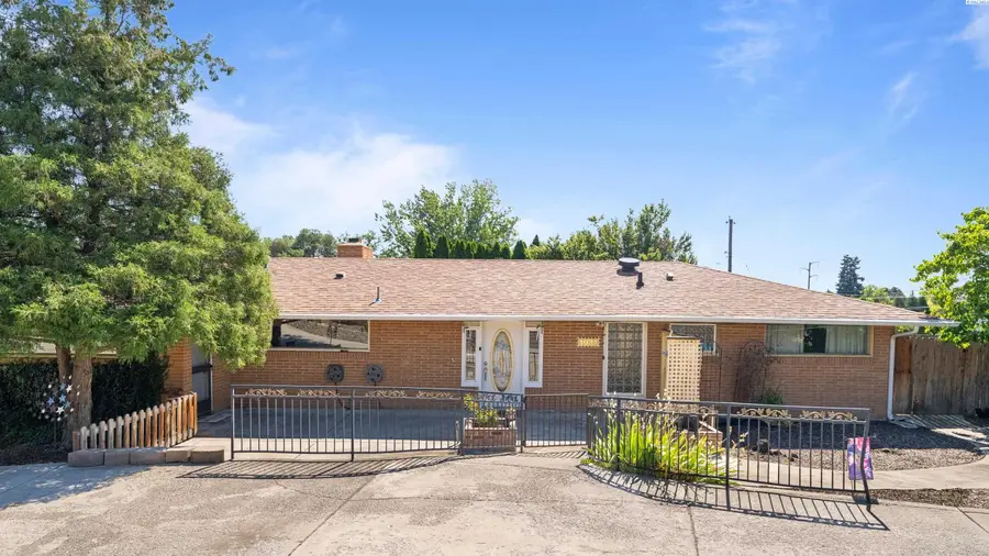 1931 S Hartford Place, Kennewick, WA 99337 - #2
