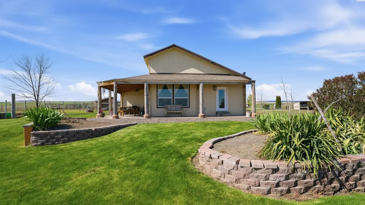 19397 Cloverland Rd, Asotin, WA 99402 - #1