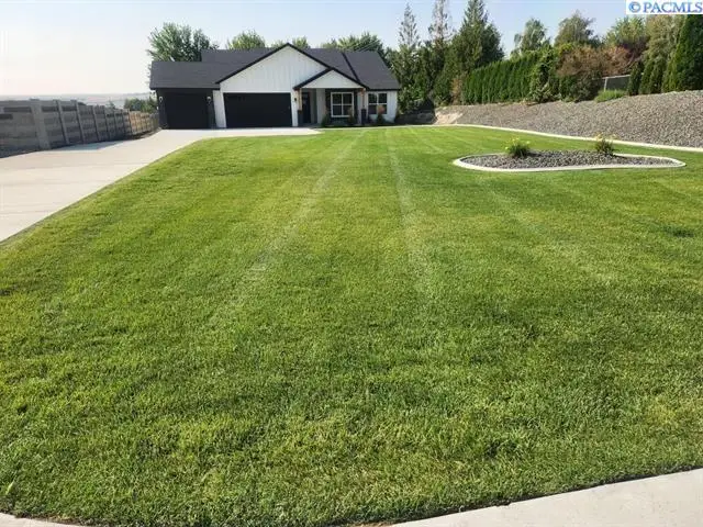375 Rachel Rd., Kennewick, WA 99338 - #2