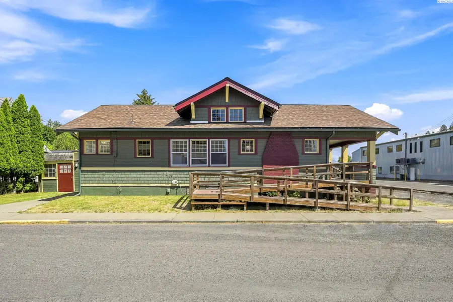 401 N Lake St, Colfax, WA 99111 - #2